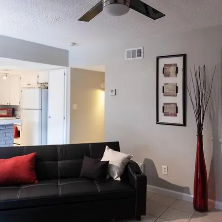 Urban 2Br Apartment In The Heart Of The Heights Houston Exterior photo
