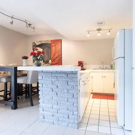 Urban 2Br Apartment In The Heart Of The Heights Houston Exterior photo